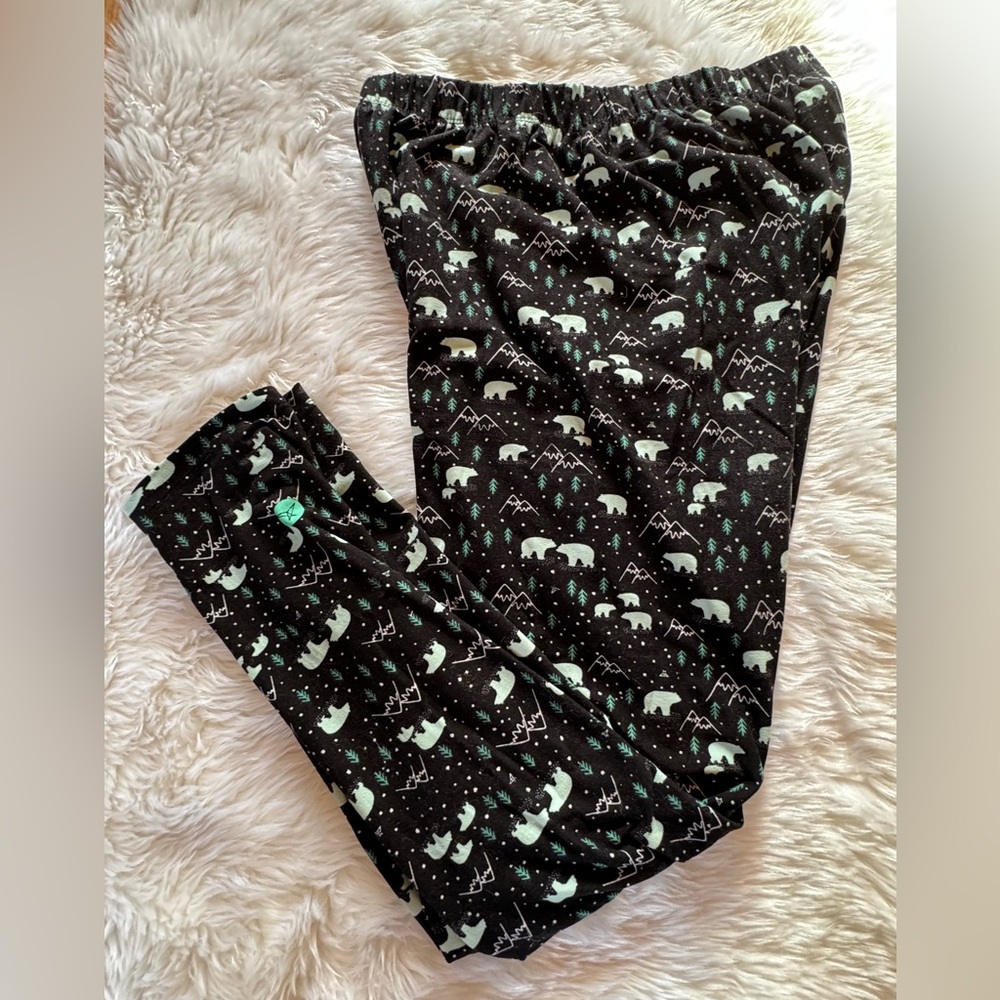 3/$35 “Arctic Ridge” print Sweetlegs Plus